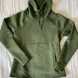 Marmot Sweatshirt Top